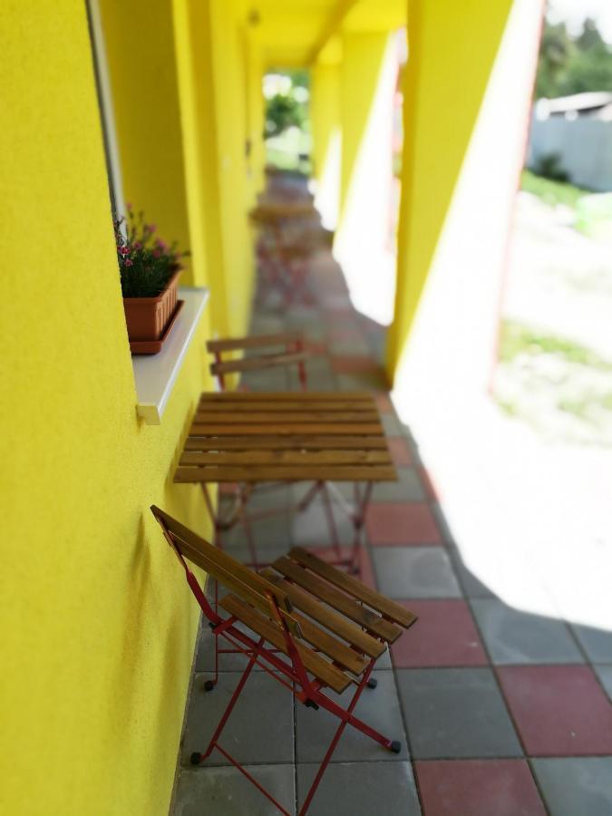 Bed and Breakfast Zlatno 66 Zlaté Moravce Esterno foto